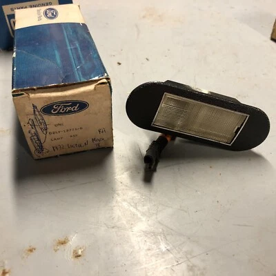 Nuevo de Lote Antiguo 1972 1973 1974 Lincoln Mark IV RH Interior Lámpara de Cortesía D2LY-13776-B 72 73 Foto 1 de 4