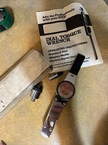 Mac Tools TWDX150IN 3/8" Drive Dial Torque Wrench (0-150 in-lbs. Torque) - Picture 1 of 2