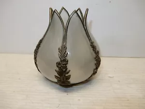ANTIQUE FLORAL FORM GLASS LAMP SHADE CA. 1930 - Picture 1 of 5