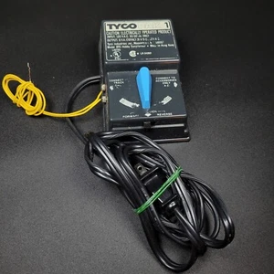 Tyco Pak 1 Controller Model 895 Hobby Transformer Vintage 120 V.A.C. 50/60 Hv - Picture 1 of 3