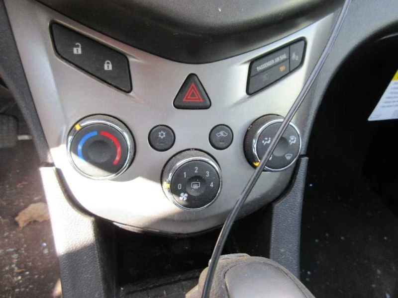 Heater Climate Temperature Control Graphite Silver Face Plate Opt Vmo Fits 15-16 - Image 1 of 1