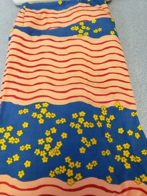 Nuevo Lularoe TC Leggings Rayas Florales Coral, Rojo, Rayas Azules, Flores Amarillas Foto 1 de 2