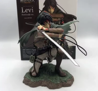 Levi Ackerman Action Figure 18cm | Attack On Titan Toys - Image 1 of 4