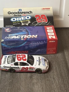 Kevin Harvick #29 GM Goodwrench Service Oreo 2001 Monte Carlo 1:24 Diecast - Bild 1 von 15