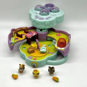 Littlest Pet Shop Teeniest Tinyest Barnyard Playground Mini Pop Up Juego LPS - Imagen 1 de 9