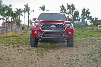 Barra Bull Steelcraft 73030B negra para Toyota Tacoma 16-23 Foto 1 de 3