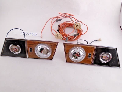 1980-1989 CADILLAC FLEETWOOD INTERIOR COURTESY MAP LIGHTS Parts Lot OEM - Image 1 of 4