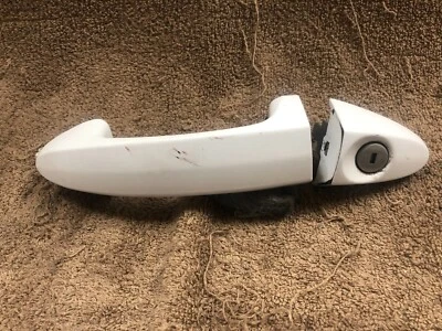 Manija de puerta exterior delantera izquierda ford fiesta, 2011, 2012, 2013, 2014, 2015, 2016 Foto 1 de 4