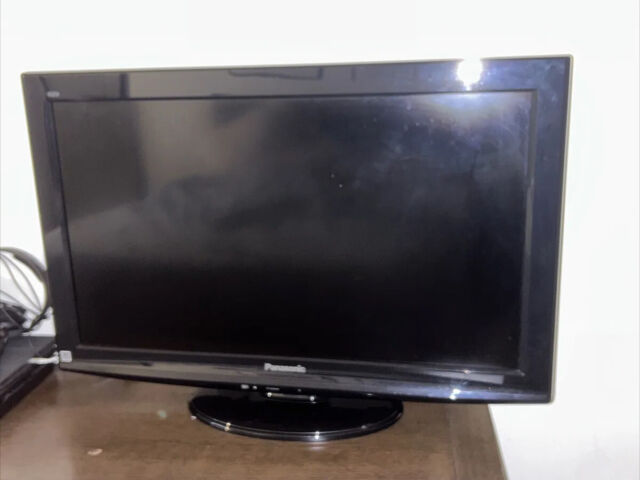 Pantalla PANASONIC TC-L32C22 32 Pulgadas Class 720p LCD HD TV (No smart)  Panasonic TC-L32C22