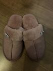 Hype Slippers Size 3/4