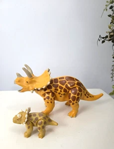 Collectible PLAYMOBIL TRICERAPTOR Mother & Baby DINOSAURS 4170 5014 2007 Geobra - Picture 1 of 7