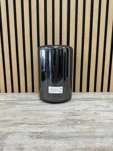 Mac Pro 2013 D500 XEON E5 64gb 500gb SSD - Imagen 1 de 4