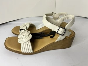 TIME AND TRU Memory Foam White Knot Wedge Sandal Shoes Sz 10 - Picture 1 of 7