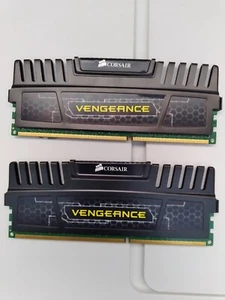 Corsair Vengeance 8GB (2x4GB) DDR3 (PC3-12800) Memory Module CMZ24GX3M6A 1600C9 - Picture 1 of 3