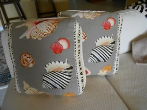 Grey Watkins linen  2  pillows  20 X 20 "   fabric hand printed in France - Picture 1 of 4