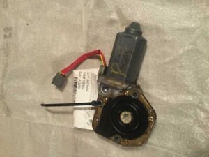 2001 Lincoln Town Car 4.6L Front Right Window Motor 