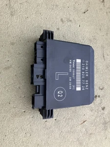 96-03 Mercedes W210 E320 Front Left Side Door Control Module 2108207726 Oem - Picture 1 of 9