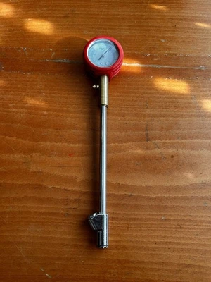 *WORKS* CZC AUTO Accurate Mechanical Tire Pressure Gauge Straight - Image 1 of 4
