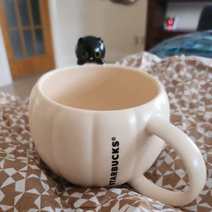 Starbucks Mug Ceramic Autumn Europe Pumpkin Black Peep Cat Halloween 12oz - Picture 1 of 6