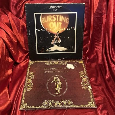 LOT of 2 Vintage Classic Rock JETHRO TULL Vinyl Records! Living in the Past,Live - Image 1 of 4