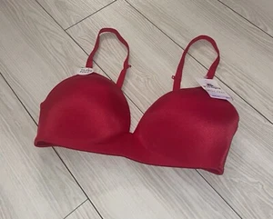 b.tempt’d Future Foundation Wire Free T Shirt Bra Wire Free 956281 32D Red New - Picture 1 of 7