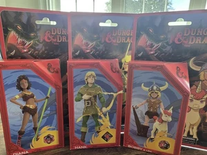 Dungeons & Dragons: BOBBY & UNI, Hank, & Diana Figuren mit Würfeln - Bild 1 von 7