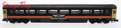 Dapol Mk3 2nd Class Coach Grand Central 42404 N Gauge - Image 1 of 2