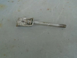 (1) VINTAGE WW2 SLINGERLAND ROLLING BOMBER KEY TENSION ROD & COLLAR HOOK-VG! - Picture 1 of 4