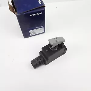 NEW Battery Disconnect Switch VOE16303026 OEM Volvo 16303026 Fits L260H - Picture 1 of 6