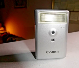Canon HF-DC1 High-Power Add-On Flash for IXY PowerShot - Battery Tested - Picture 1 of 3