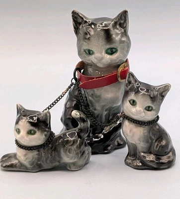 De colección Goebel Gris Gatos Tabby Mamá 2 Gatitos Estatuillas Collares W. Alemania 1959 Foto 1 de 4
