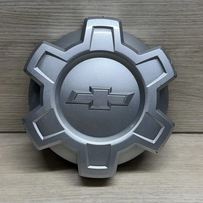 Tapa central de rueda GMC Sierra Yukon 1500 2019-2022 original de 17" 84173372 Foto 1 de 4