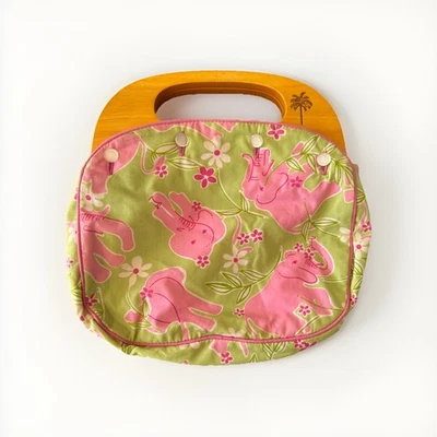 Bolso Bermuda Lilly Pulitzer Vintage con Elefantes Rosados, Mango de Madera, Reversible Foto 1 de 4