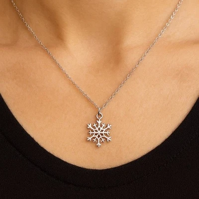 Ожерелье с подвеской в виде снежинки ретро — плоская овальная кабельная цепочка — застежка-коготь омара - Изображение 1 из 4