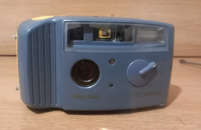 Pentax Film Camera PC-606W Weatherproof 35mm Point and Shoot Blue retro vintage - Image 1 of 4