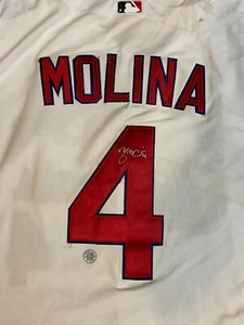 CAMISETA DE YADIER YADI MOLINA AUTOGRAFIADA FIRMADA SERIE MUNDIAL CARDENALES DE ST LOUIS CERTIFICADO DE AUTENTICIDAD - Imagen 1 de 5