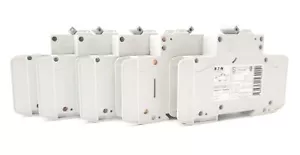 Menge 5 Eaton Fräserhammer WMZT1D20 Leistungsschalter 1 polig 20A 480VAC, 277VAC - Bild 1 von 6