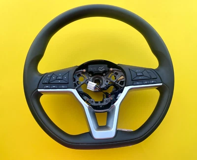 Volante Nissan Versa 2020-2022 con interruptor de control de crucero OEM 484305EE4A Foto 1 de 4