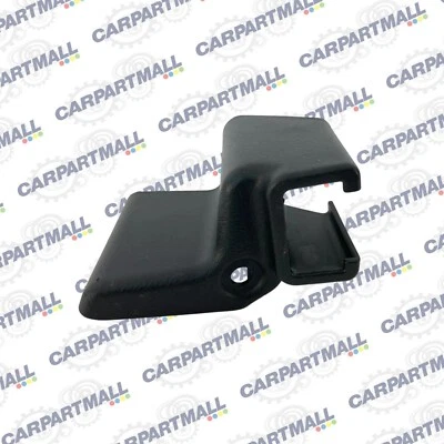 2004 2005 2006 Kia Amanti Sedan Rear Right Side Track End Cover Panel 885673F002 - Image 1 of 4