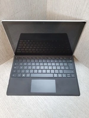 Microsoft Surface Pro (5th Gen) 12.3" M3-7Y30 4GB RAM 128GB NVMe Grade C EM1102 - Image 1 of 4