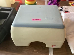 Little Tikes Step Stool - Picture 1 of 1