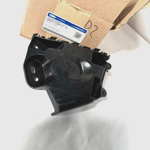 2019 - 2023 FORD Ranger Front Left Bumper Upper Cover Mount Bracket KB3Z17C887D - Picture 1 of 9