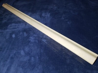 01-04 TOYOTA TACOMA EMBELLECEDOR TRASERO SUPERIOR INFERIOR VENTANA MOLDURA BISEL GRIS CLARO OEM Foto 1 de 4