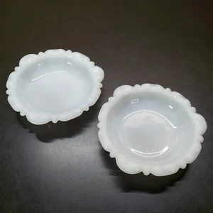 Anchor Hocking Milk Glass Trinket Dish Ashtray LOT OF 2 - Picture 1 of 3