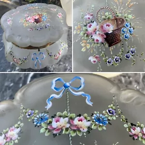 👀RARE 7” ANTIQUE AUSTRIA MOSER SATIN GLASS LIDDED HAND ENAMELED JEWELLERY BOX🎁 - Picture 1 of 12
