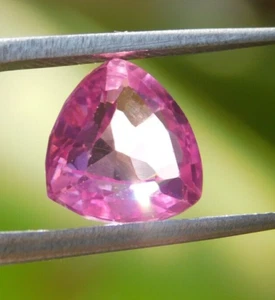 9 x 9 mm natürlicher zertifizierter brasilianischer rosa Morganit Trillionenschliff loser Edelstein - Bild 1 von 5