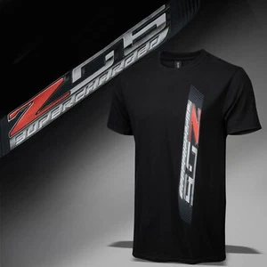 Camiseta Corvette C7 2015-2019 vertical con logotipo Z06 637644 para hombre - Imagen 1 de 4