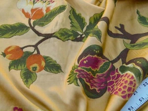 By Yd Scalamandre Frida Kahlo Vibrant Mexican Floral Gold/Multi Lampas RPUSD546Y - Picture 1 of 13