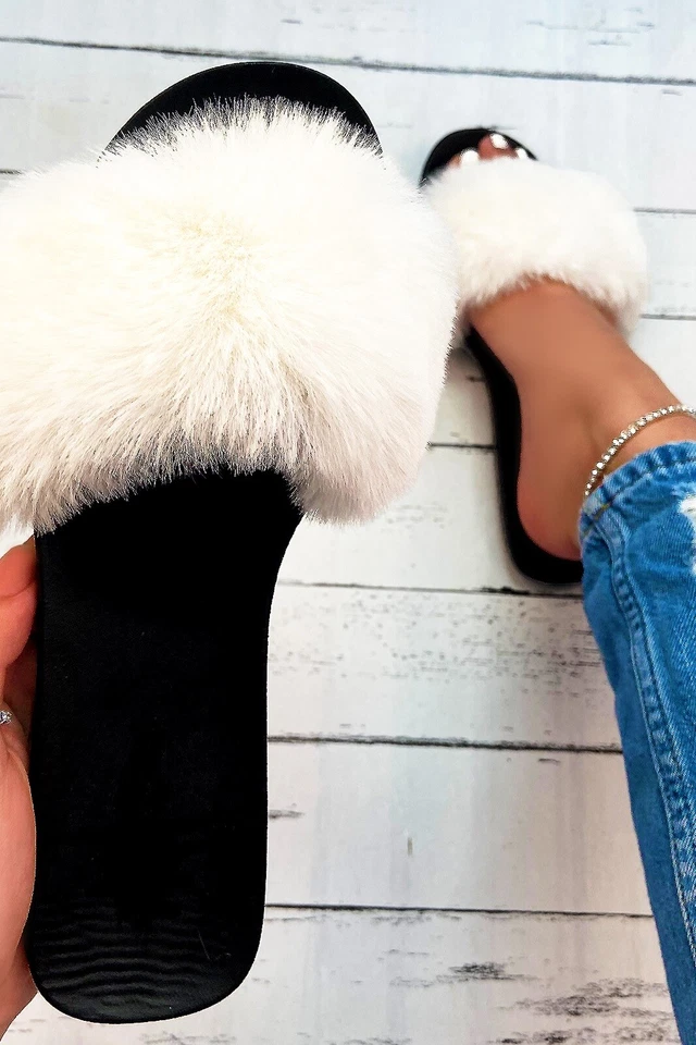 New Women's Fluffy Soft Faux Fur Slide Sandal Flip Flops Flat Slip-On Open Toe - Image 1 of 1