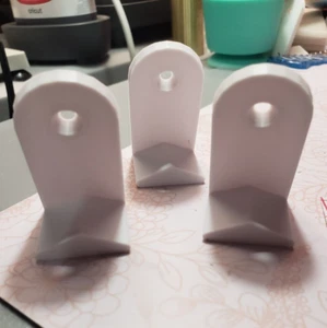 Set of 3 White Mat Hangers for Cutting Machine Mats (Fits Cricut Mats) - Picture 1 of 4